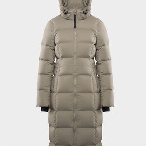 Aritzia Taupe Puffer Coat